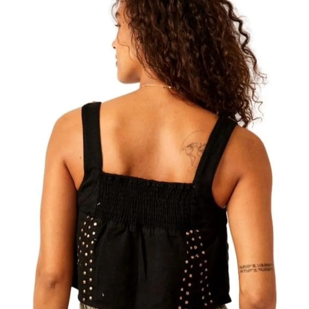 🖤 NWT Free People “Rikki” Studded Crop Top